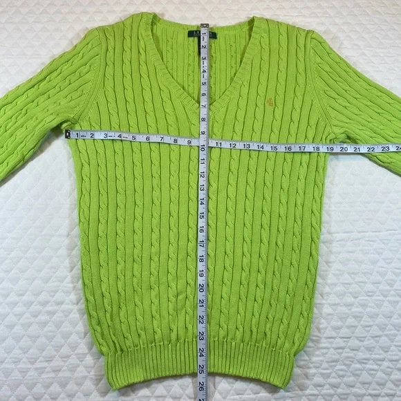 LAUREN Ralph Lauren V Neck Cable Knit Vintage Sweater. Bright Green. Size Large. - Picture 4 of 8